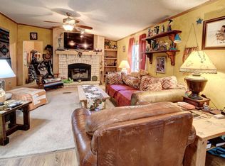 181 Lockwood Rd, Red Rock, TX 78662