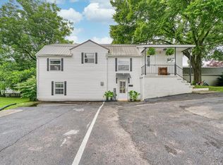 9 E Wall St, Sparta, TN 38583