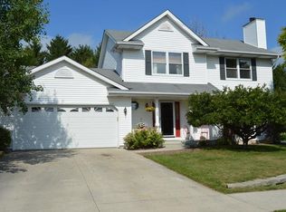 720 N 8th St, Oostburg, WI 53070