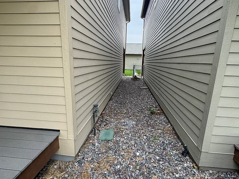 2132 W Sussex Ave — Photo 3