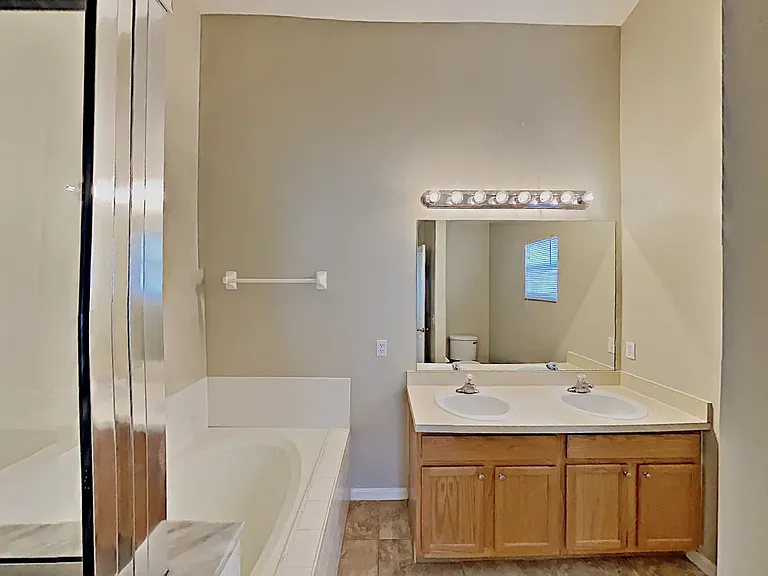 1411 Belvoir Dr — Photo 1