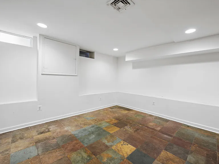 2136 Ellsworth St #1 — Photo 23