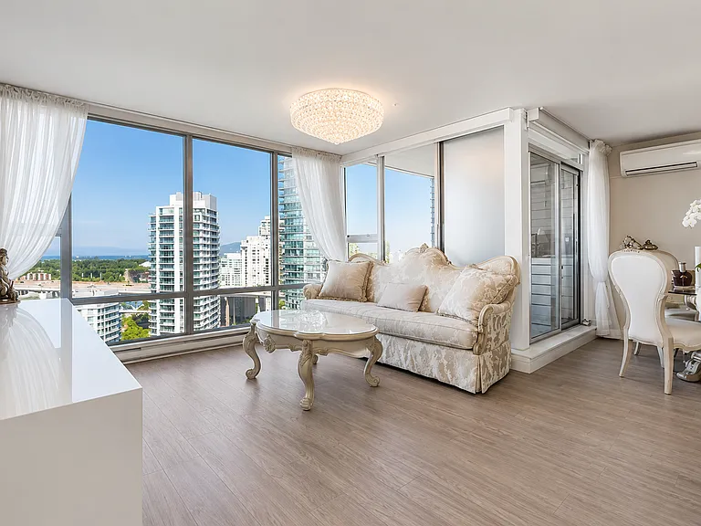 455 Beach Cres #XX — Photo 15