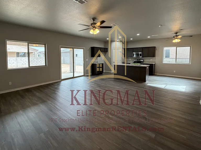 3396 E Rusty Spur Ave — Photo 2