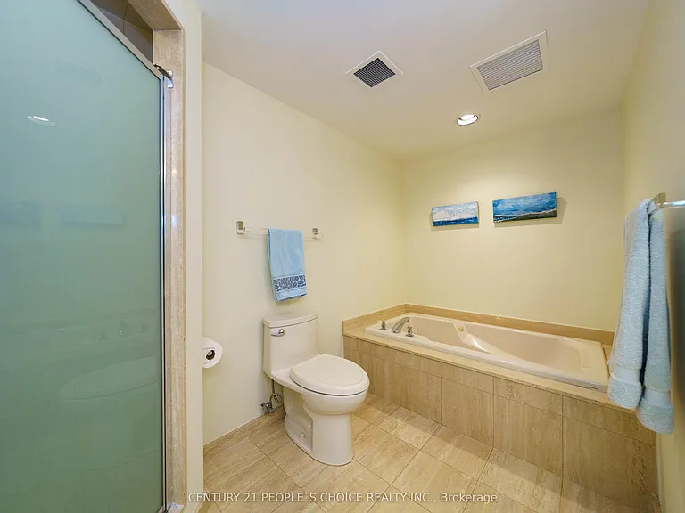 1905 Pilgrims Way #506 — Photo 28