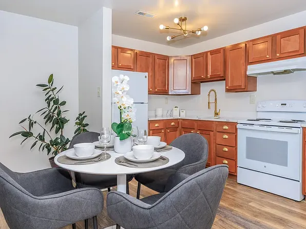 2111 Reamer Dr, Barrington, NJ