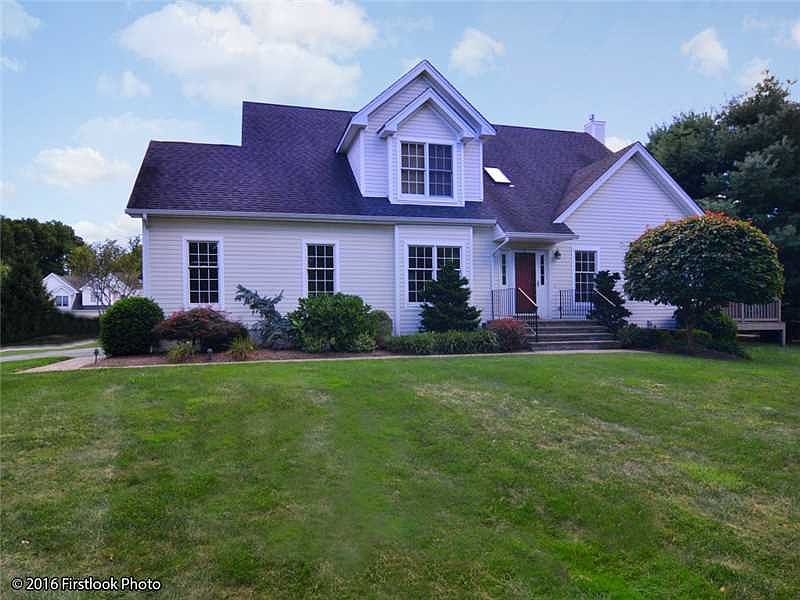 1st image of 305 Sanctuary Dr