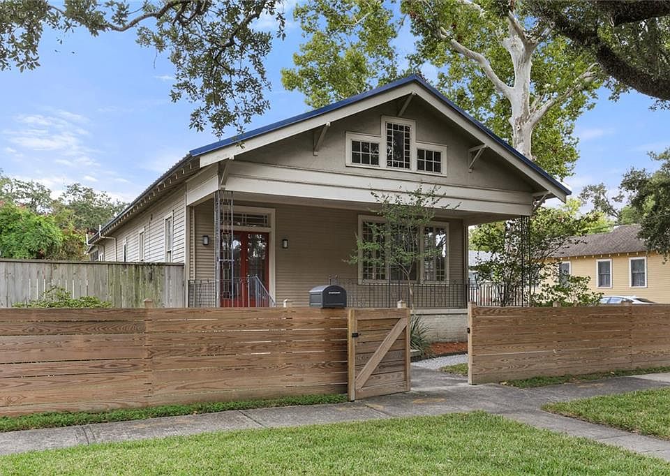1st image of 2701 Palmer Ave