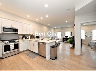 95 Fawcett St #208B, Cambridge, MA 02138