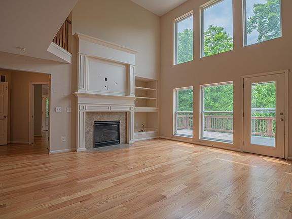 5th image of 1463 Twinridge Way