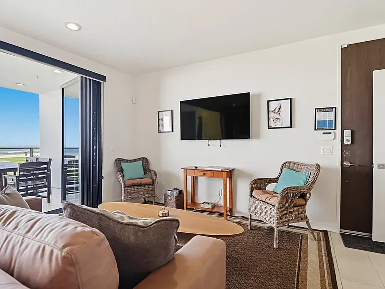 5115 Saratoga Ave #4 — Photo 3