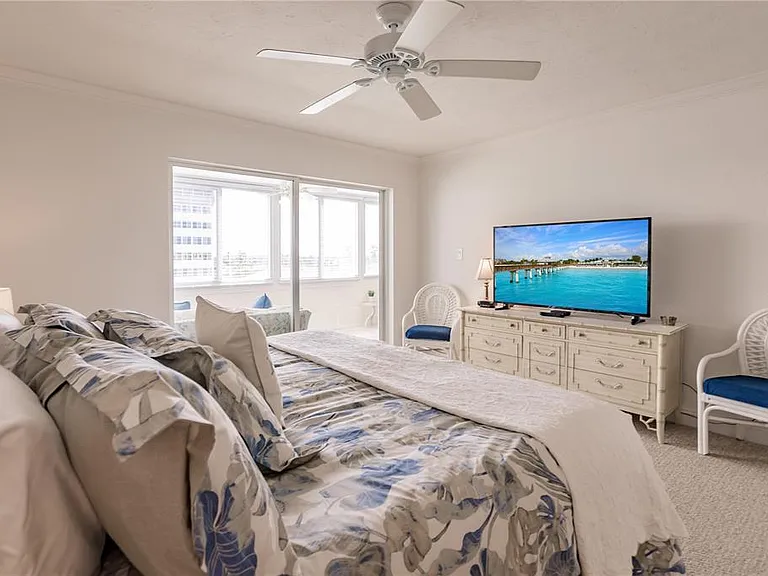 1055 W Peppertree Dr #405AA — Photo 17