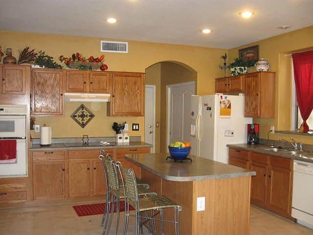 2nd image of 29574 N Candlewood Dr