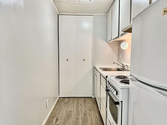 2nd image of 930 N Ella St APT 43