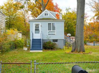 1650 Holly Rd, North Brunswick, NJ 08902