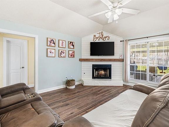 5th image of 6780 Barnes Dr E