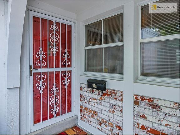 4th image of 10210 Conser St