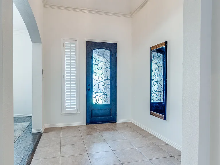11649 Keystone Dr — Photo 3