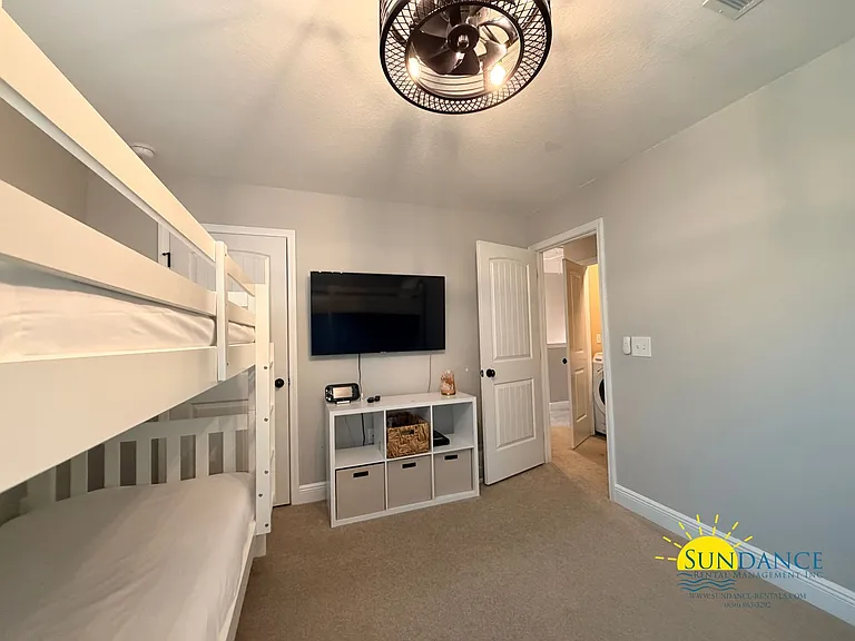 137 Golf Villa Dr — Photo 32