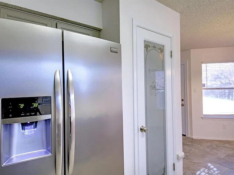 8800 Peppergrass Cv — Photo 18