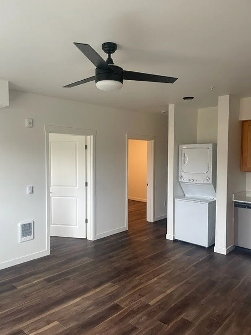 Cascara Apartments (CAS) — Photo 2