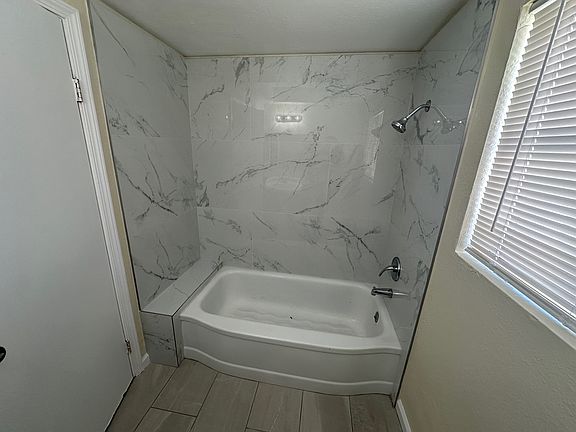 4th image of 1477 Monterey St
