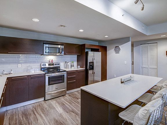 2nd image of 32 SE 2nd Ave Unit 149