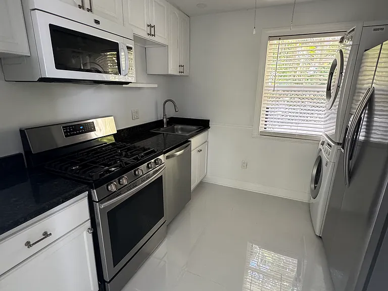 1409 Florida Ave — Photo 1