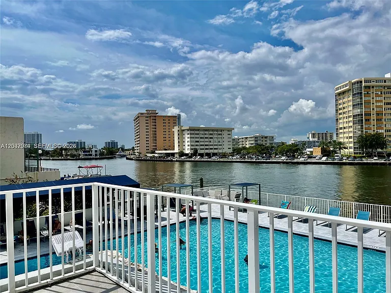 1849 S Ocean Dr #0 — Photo 41