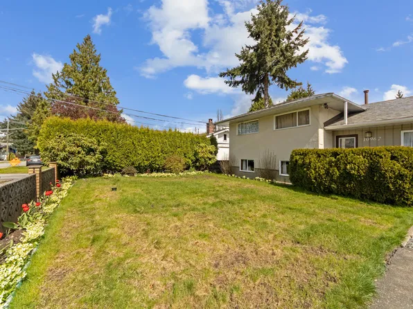 10962 145a St, Surrey, BC V3R 3S4