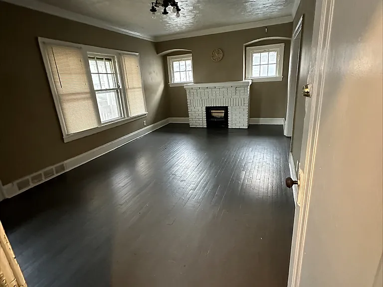 12702 Iowa Ave #2 — Photo 3