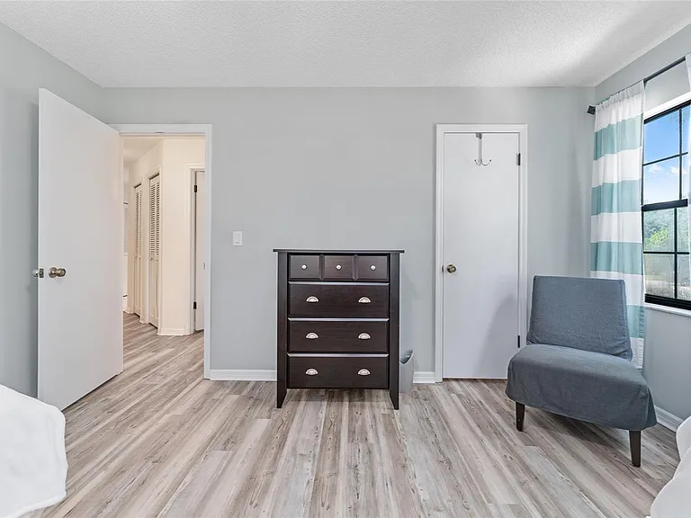 8101 NW 46th St — Photo 58