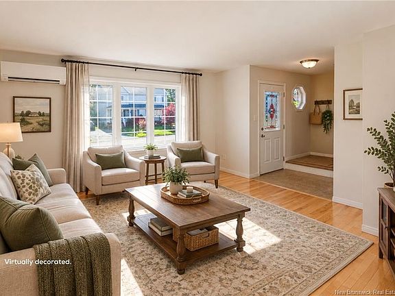 5th image of 77 Stoneham Dr