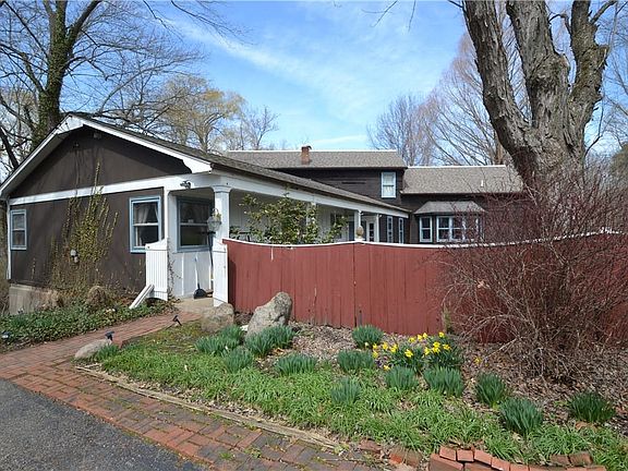 2nd image of 1559 Paddy Ln