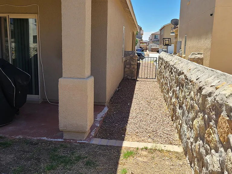 3893 Loma Brisa Dr — Photo 18