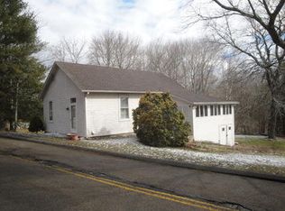 230 Cove Rd, Stonington, CT 06378