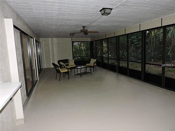 5th image of 2266 Lakewood Ln