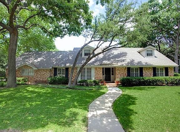 3rd image of 4024 Harlanwood Dr