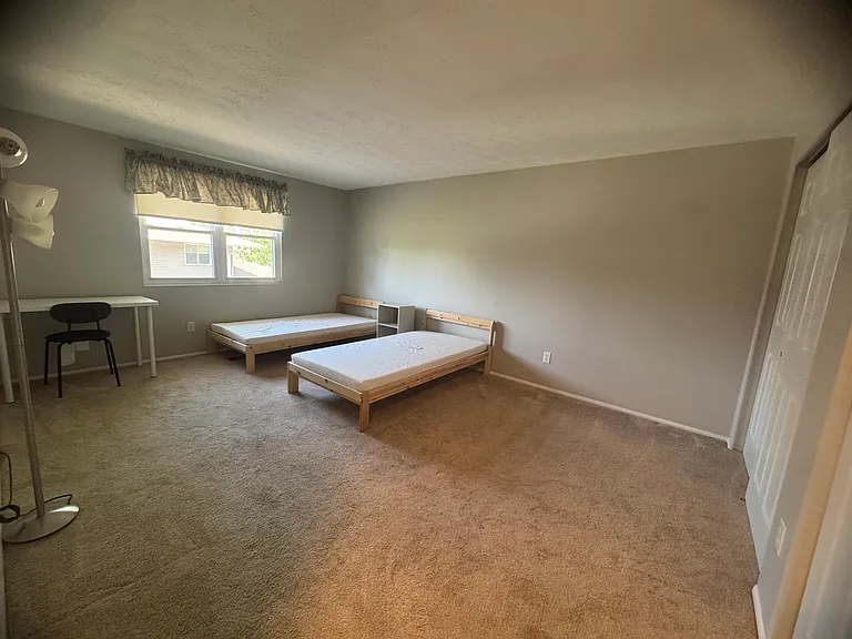 1672 Mars Hill Dr — Photo 18
