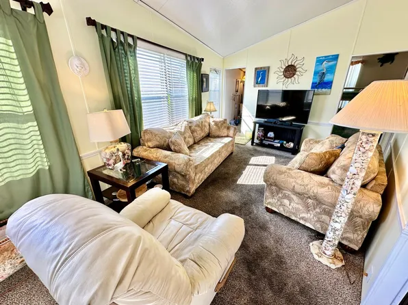 527 Nettles Blvd #Id1537486p, Jensen Beach, FL 34957