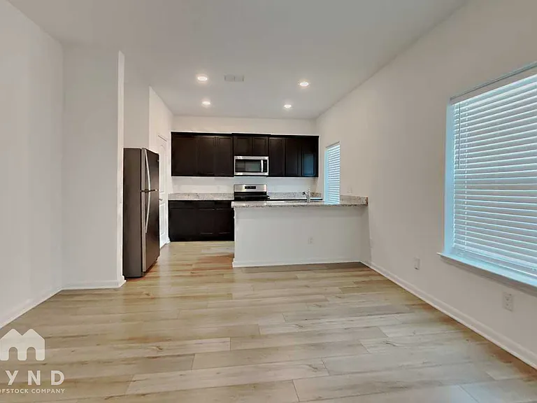 10826 Quinn Ct — Photo 5