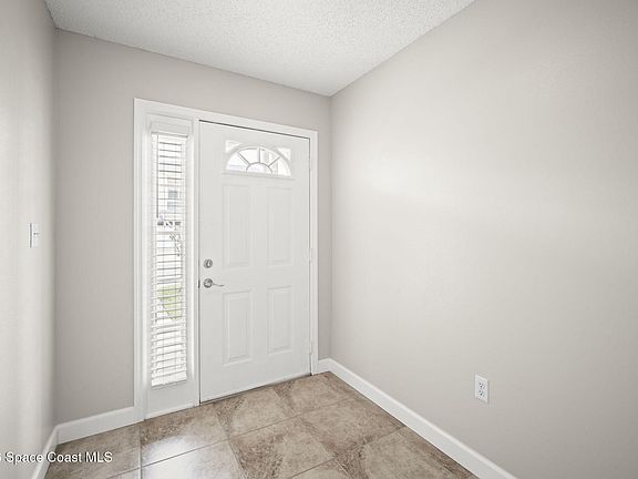5th image of 2990 S Fiske Blvd APT B5
