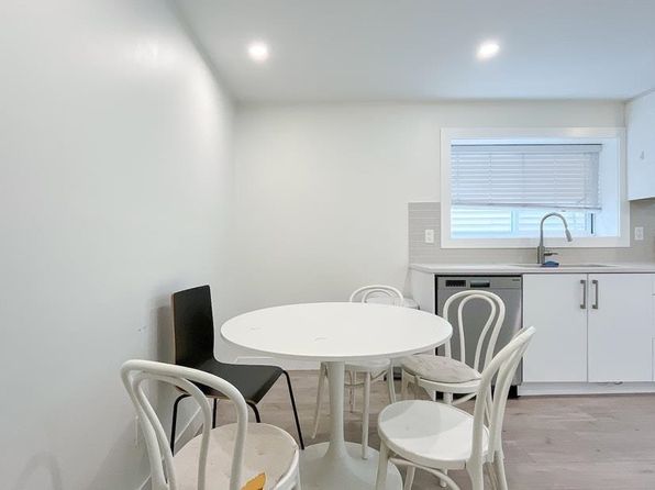 3 bedroom rental in Vancouver — photo 2