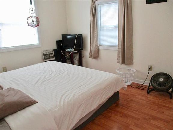 5th image of 805 Southampton Blvd