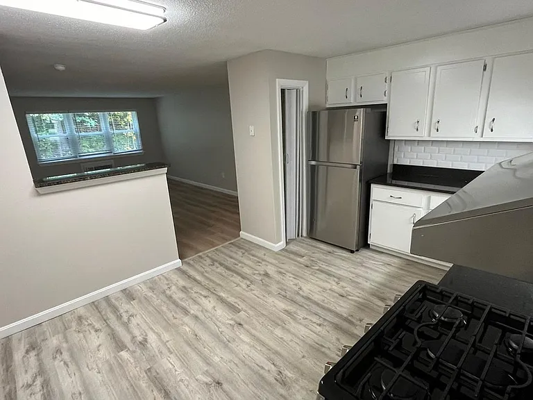 Upton St Apartments LLC — Photo 37