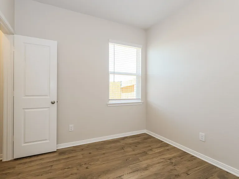 15574 Caramel Springs Dr — Photo 13