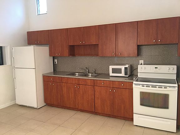 3rd image of 216 NW 12th Ct #3