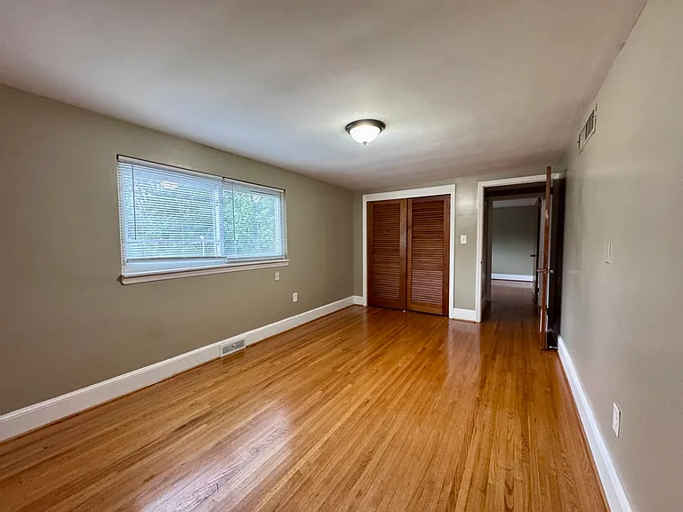 1709 Patton Ave — Photo 15