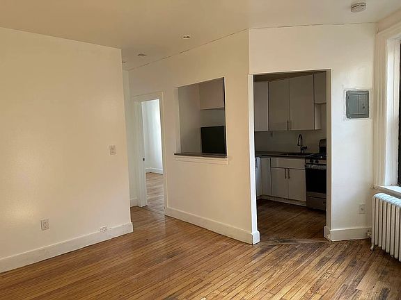 2nd image of 2486 Elm Pl