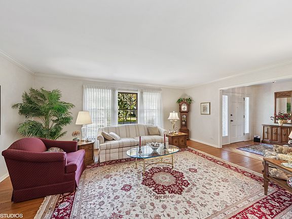 5th image of 1414 N Salem Blvd